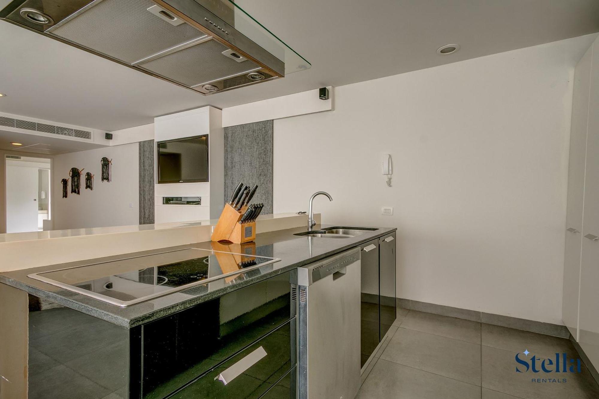 Golfers' Paradise At Nick Price Residences!